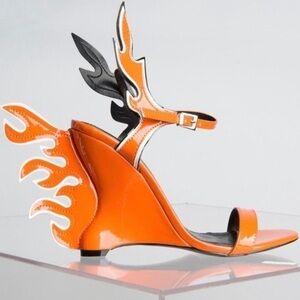 🔥 Flame High Pumps